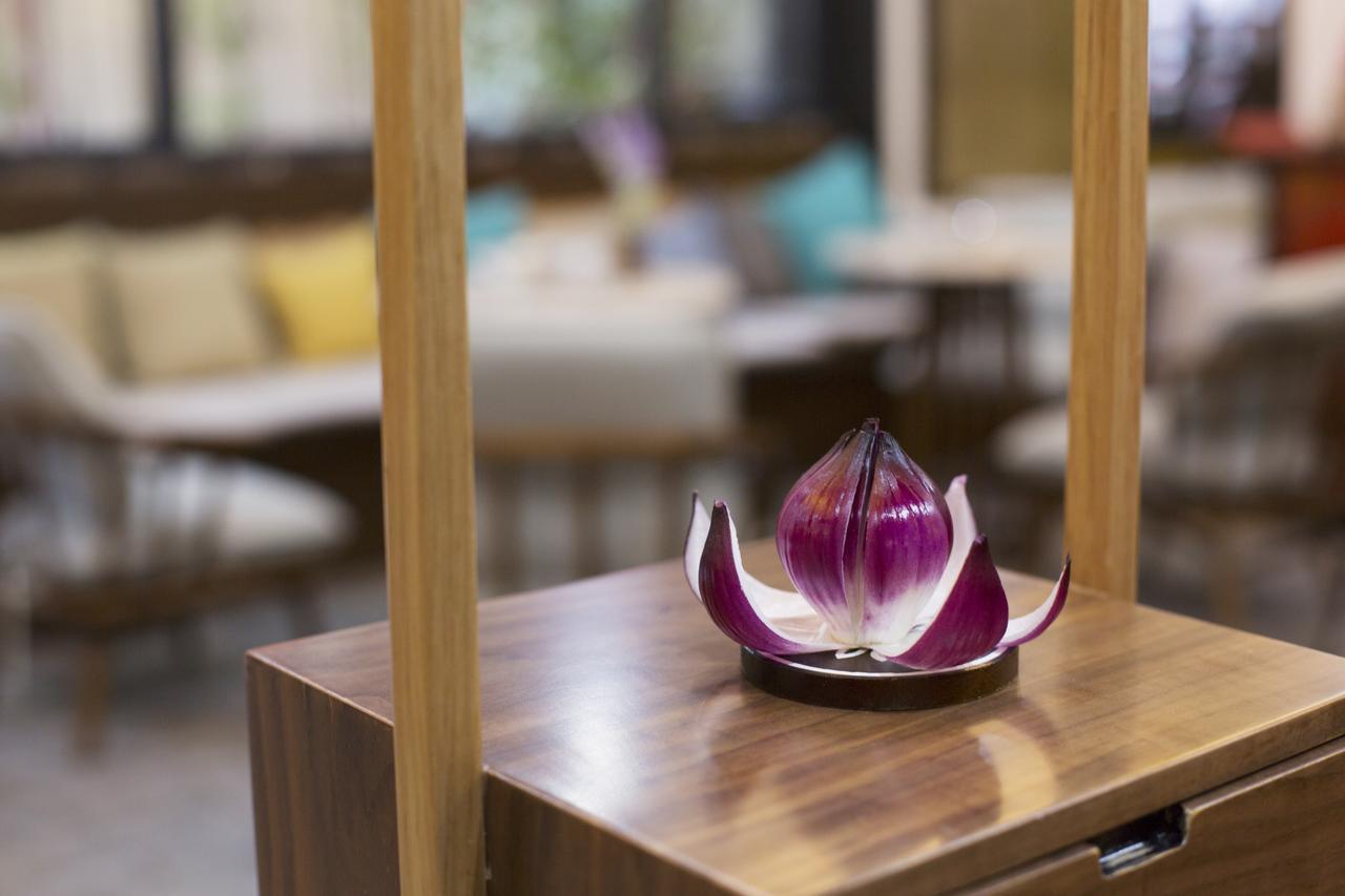 Fenghuang Poshan Inn เฟิ่งหวง ภายนอก รูปภาพ