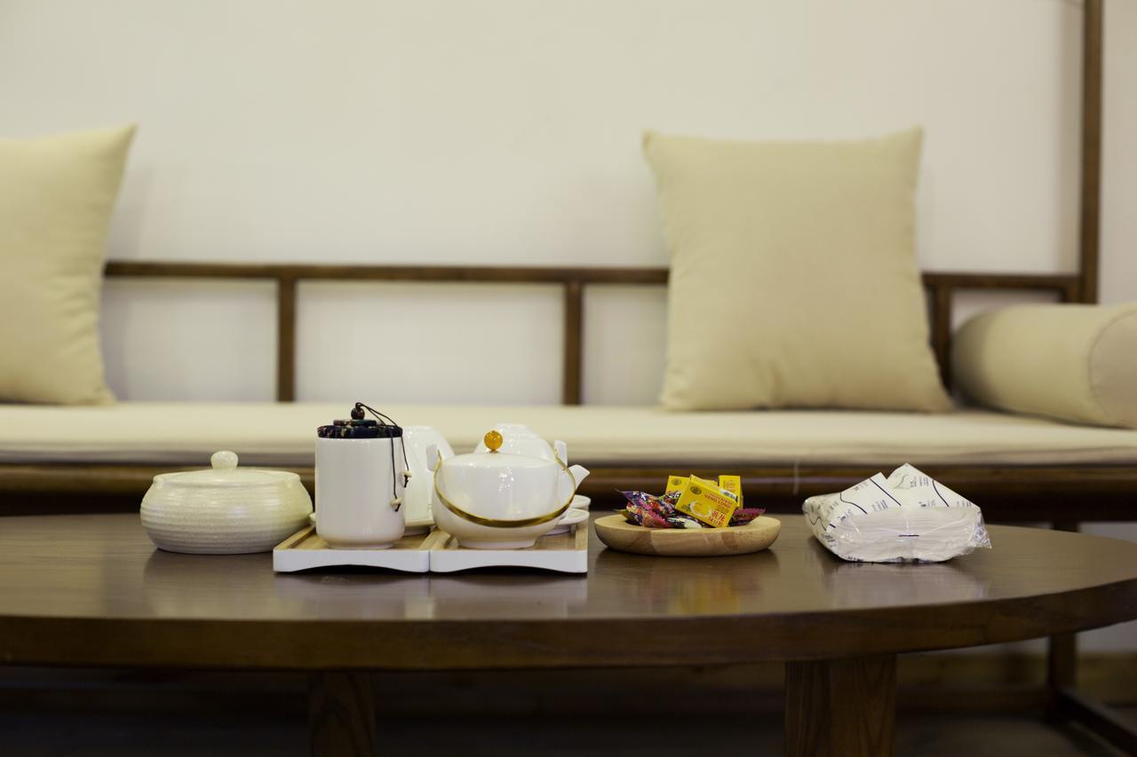Fenghuang Poshan Inn เฟิ่งหวง ภายนอก รูปภาพ